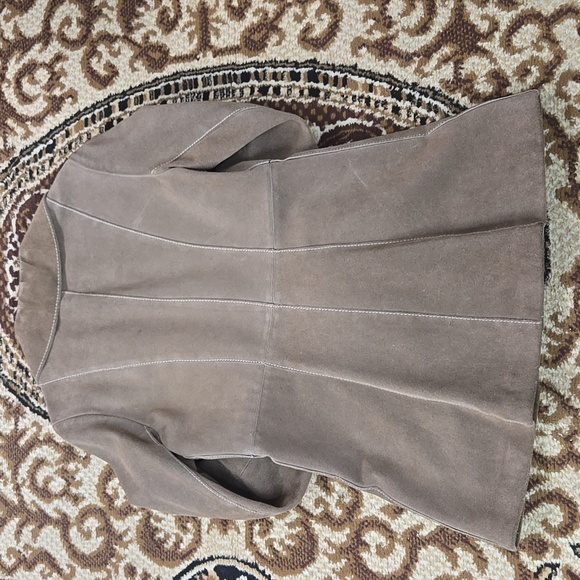 Irving Posluns 1970s Suede Coat Leather Jacket with Gold Hardware 70s Retro Fall - Picture 10 of 16